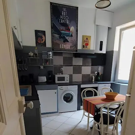 Beziers Apart Art Deco Apartment