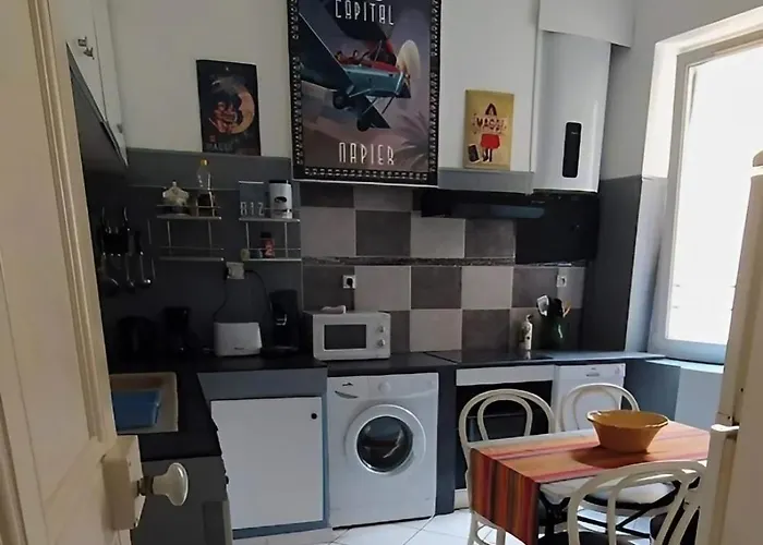 Beziers Apart Art Deco Apartment